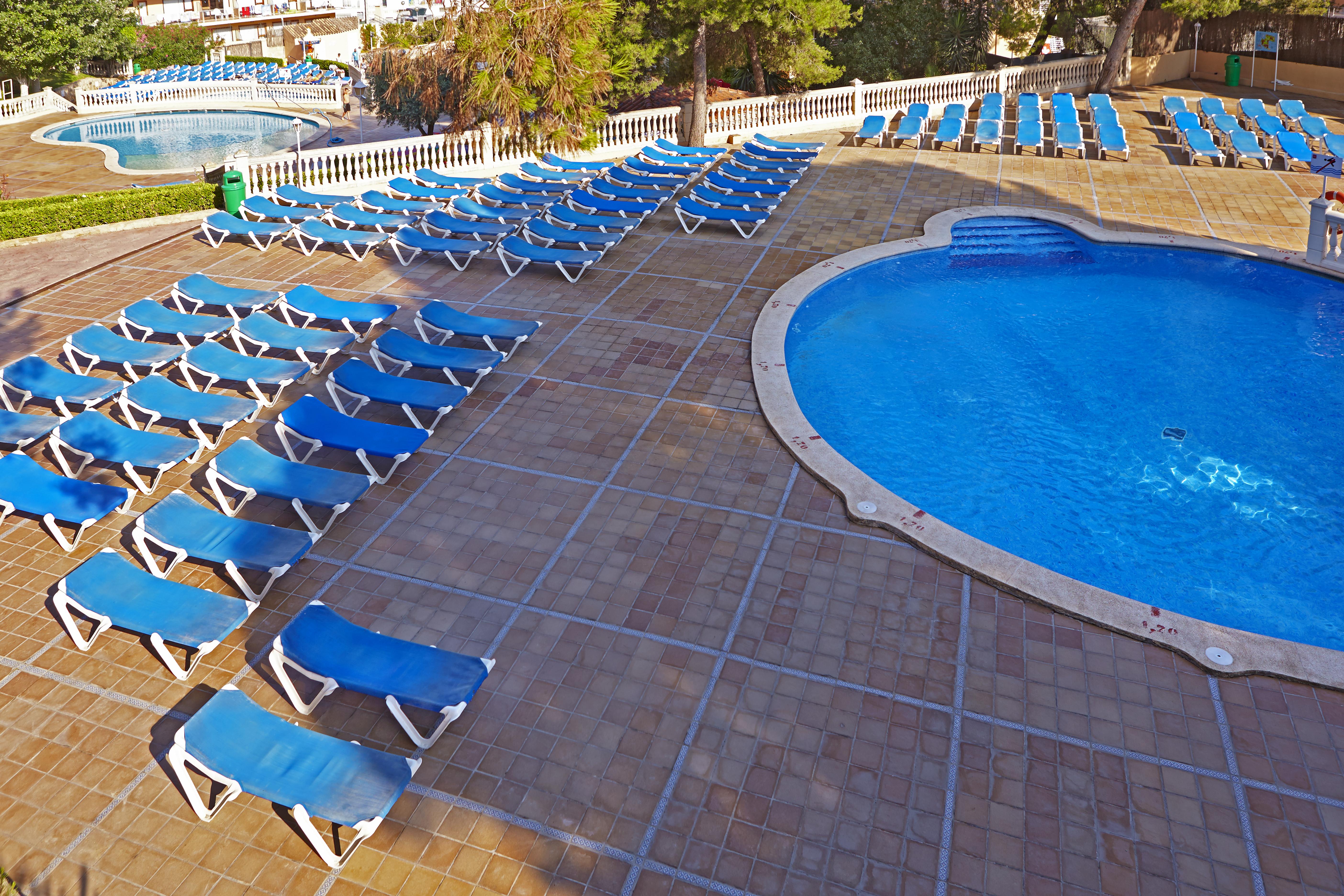 Готель Sahara Nubia Gobi Ses Cadenes Екстер'єр фото A swimming pool at a hotel