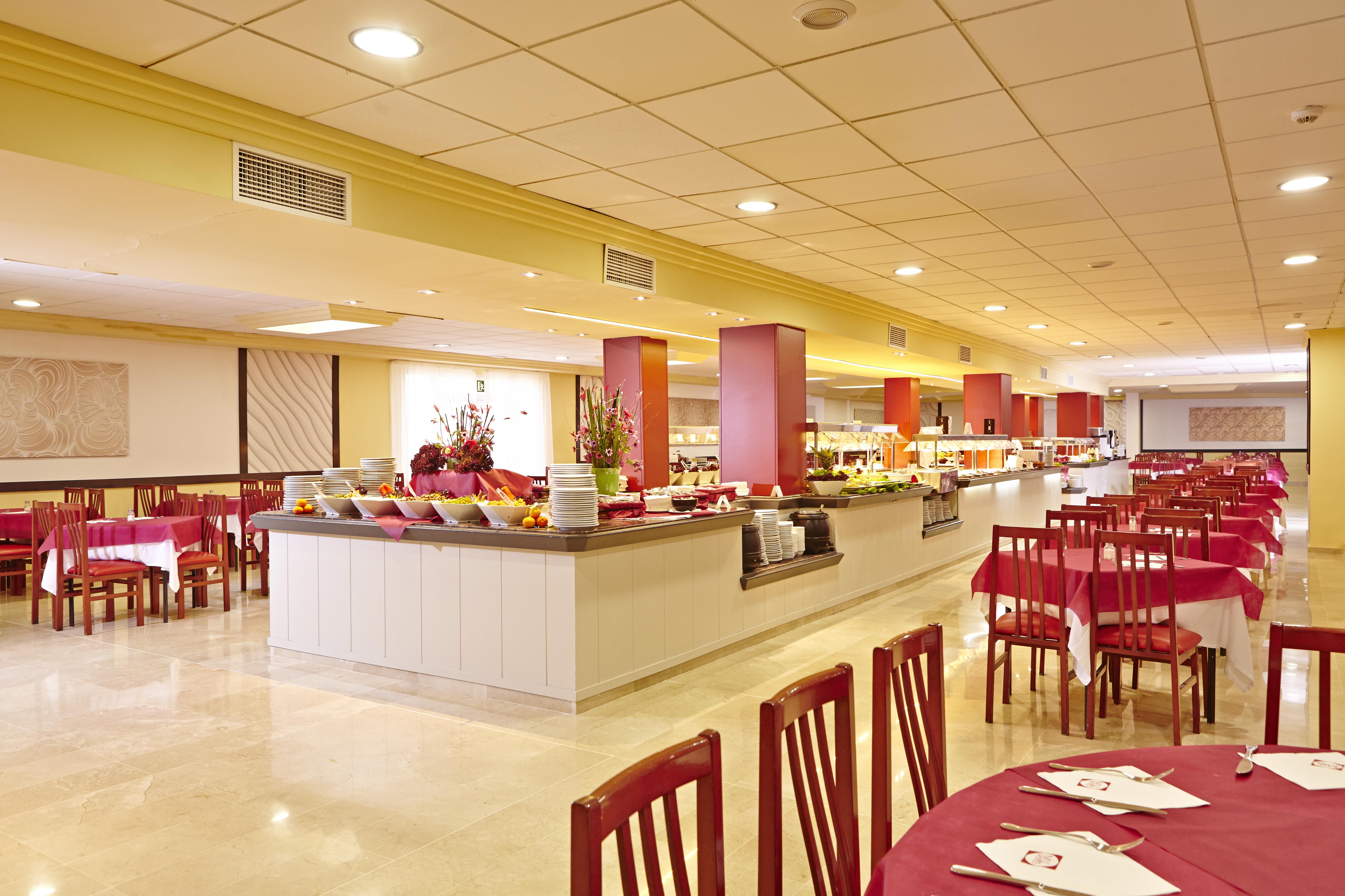 Готель Sahara Nubia Gobi Ses Cadenes Екстер'єр фото A buffet at a hotel